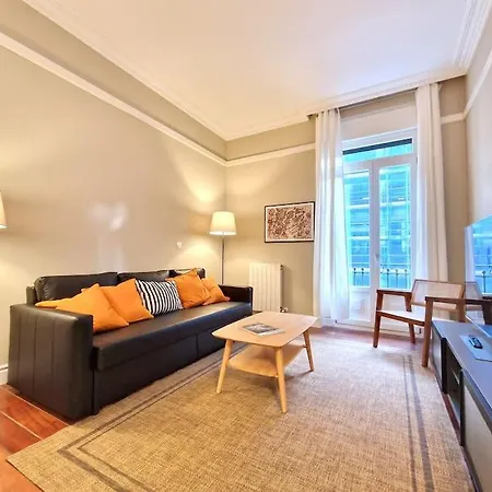 Apartamento Gran Via & Parking Gratis By Aloha