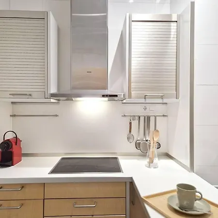 Apartamento Gran Via & Parking Gratis By Aloha *