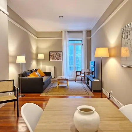 アパート Gran Via & Parking Gratis By Aloha