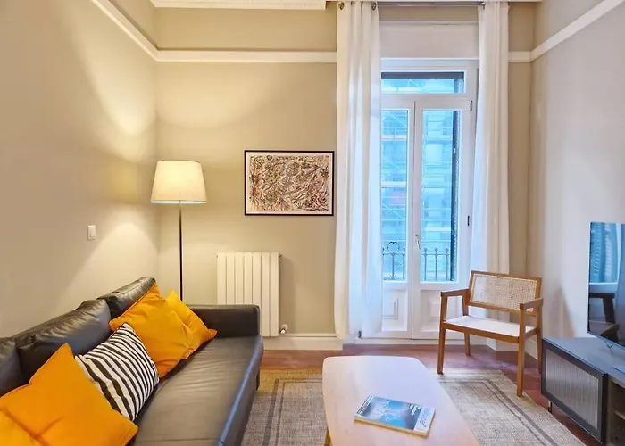 Gran Via & Parking Gratis By Aloha * Bilbao