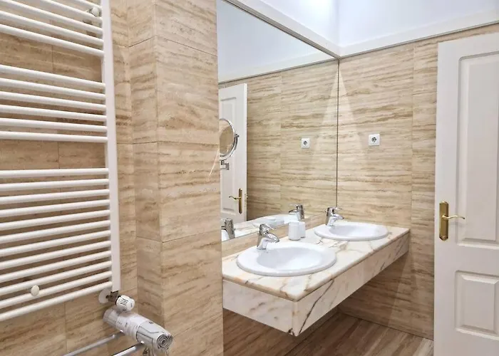 Gran Via & Parking Gratis By Aloha Apartment Bilbao